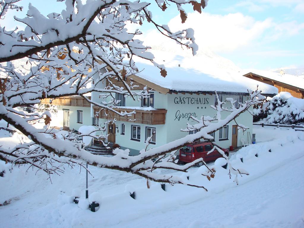 Gaestehaus Greger Bed and Breakfast Sankt Johann in Tirol Exterior foto