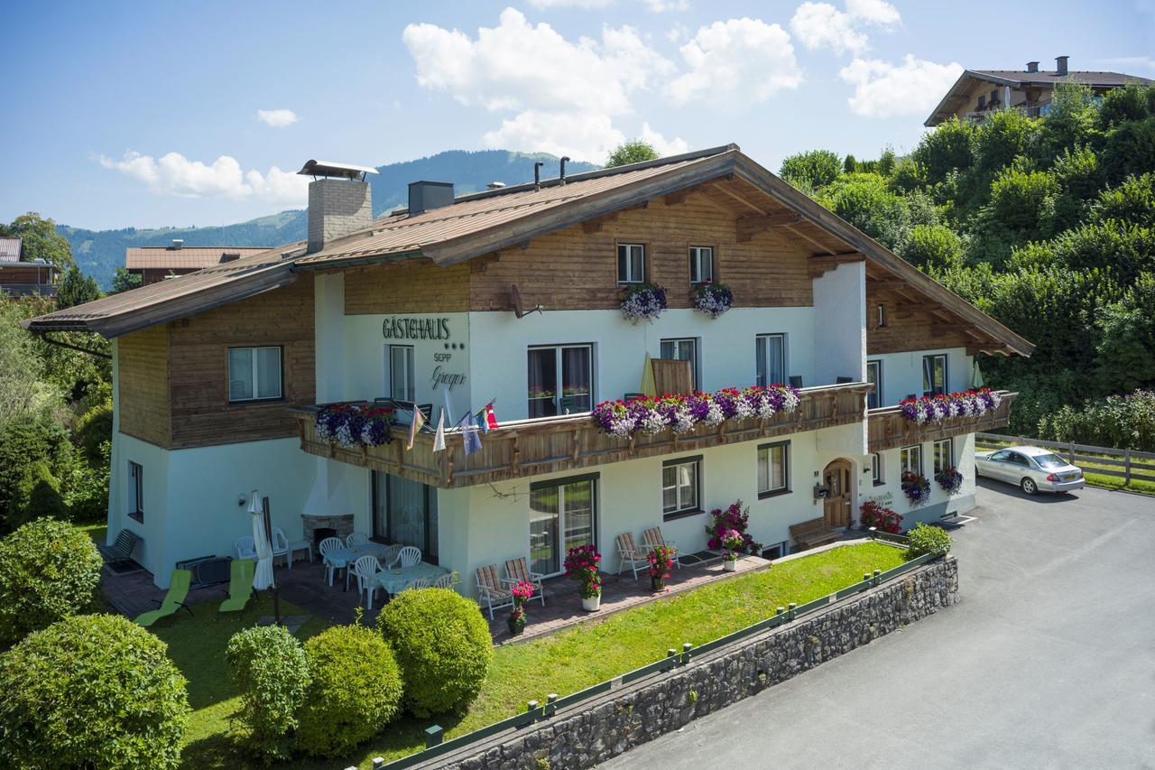 Gaestehaus Greger Bed and Breakfast Sankt Johann in Tirol Exterior foto