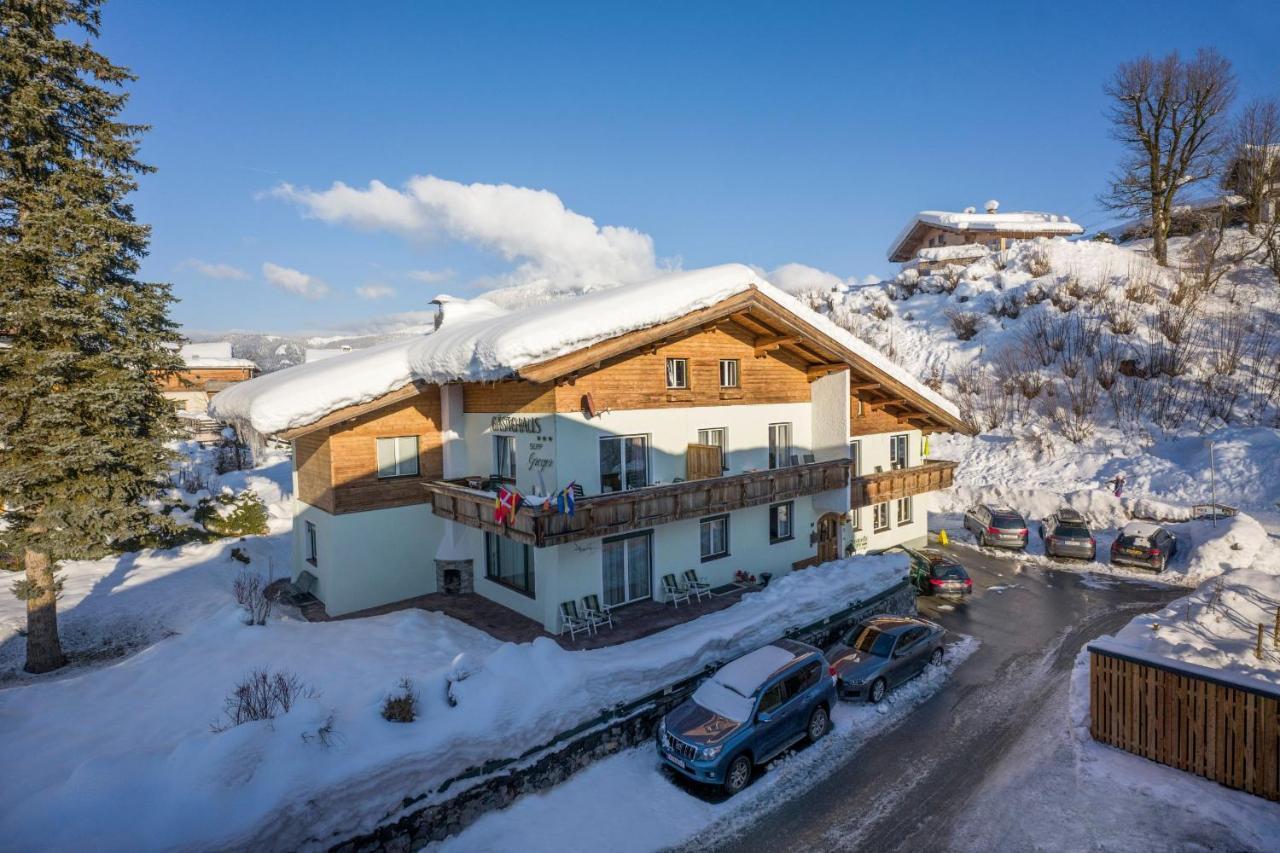 Gaestehaus Greger Bed and Breakfast Sankt Johann in Tirol Exterior foto